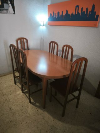 Mesa de comedor con 6 sillas