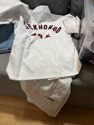 Kimono Taekwondo Daedo Blanco Talla 110cm