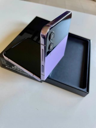 Samsung Galaxy Z Flip4 Morado 5G