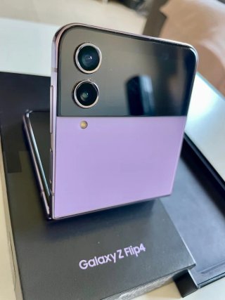 Samsung Galaxy Z Flip4 Morado 5G