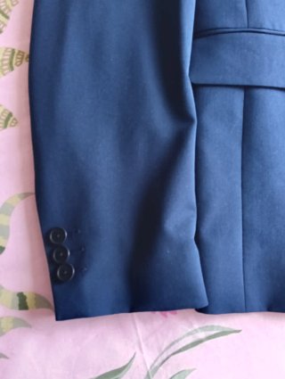 Traje Zara azul marino impecable
