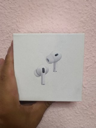Apple Watch Ultra 2  Airpods pro 2