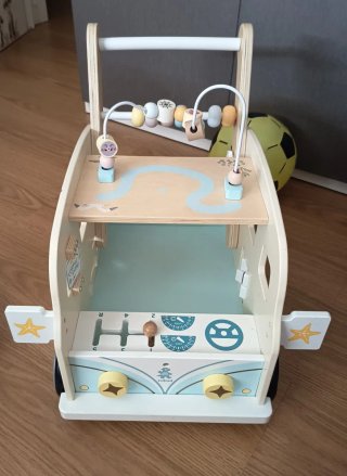 Correpasillos madera infantil