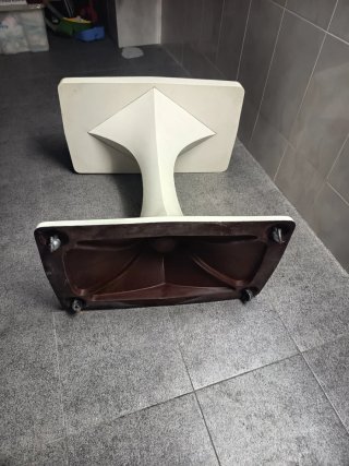 Mesa auxiliar estudio blanca, con ruedas.