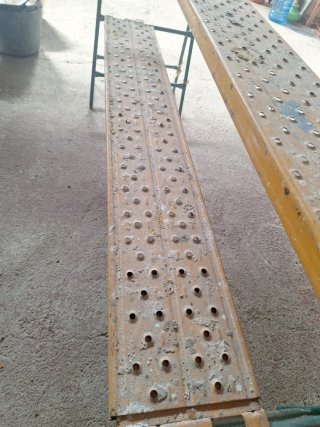 Alquiler burriquetas con dos bandejas
