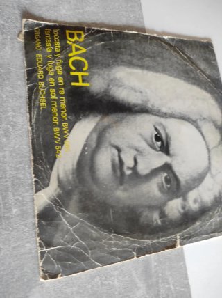 Bach: Toccata y Fuga BWV 565/542