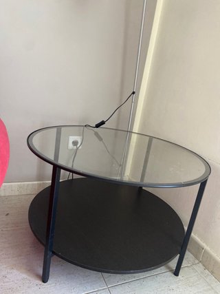 Conjunto de sofá y mesita auxiliar