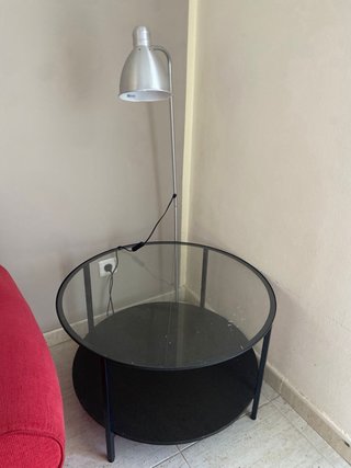 Conjunto de sofá y mesita auxiliar