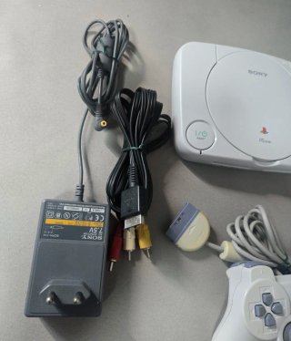 Playstation PS one + Accesorios