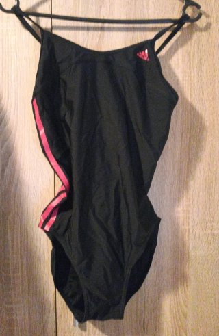 Bañador Adidas vintage deportivo negro y rojo