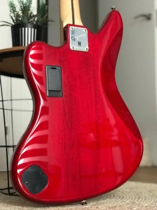 Squier Vintage Modified Jaguar Bass Special SS.