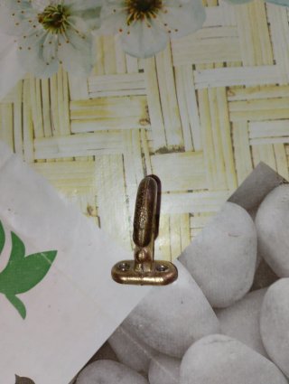Gancio in ottone