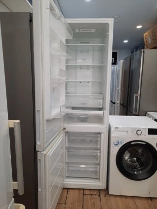 Nevera Candy y Lavadora Beko con garantía