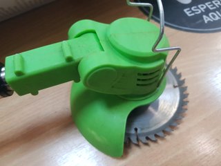 Cortacésped Inalámbrico 24V + Accesorios