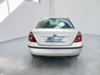 Ford Mondeo 2002