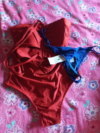 Lote de vestidos+regalo bañador y braguita bikini