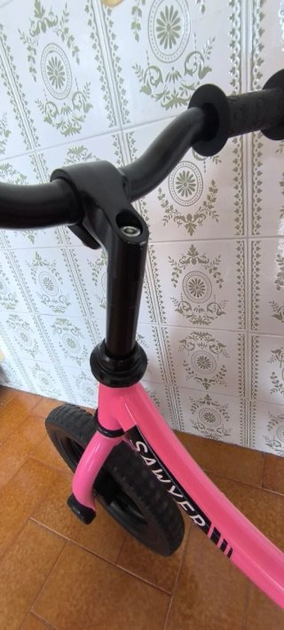 Bicicleta sin pedales Sawyer rosa