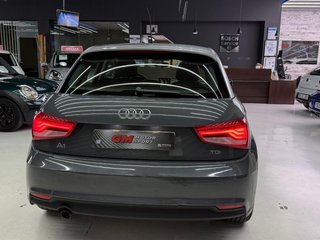 AUDI A1 Sportback 1.6 TDI Attraction