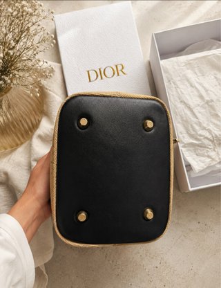 Neceser Dior Beige y Negro
