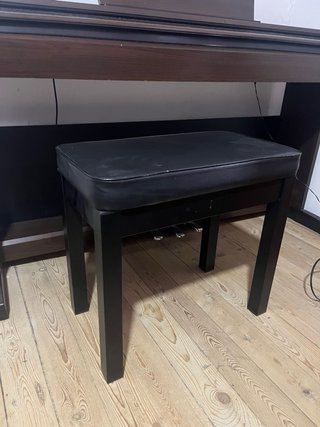 Piano Digital Yamaha Arius YDP-140