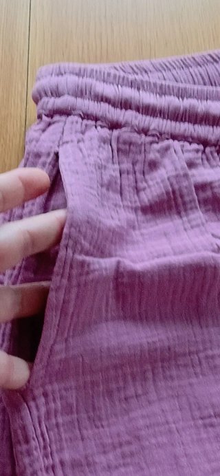 Pantalones tejido arrugado