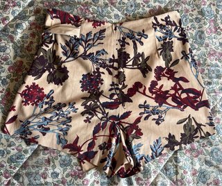 Falda pantalón Zara floral T.XS