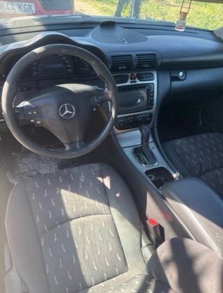 Mercedes-Benz Clase C 2005