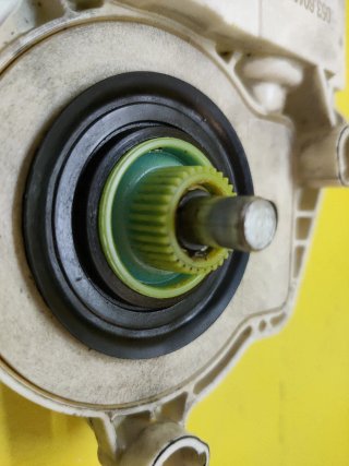 MOTOR ELEVALUNAS DERECHO PEUGEOT 307CC Brose