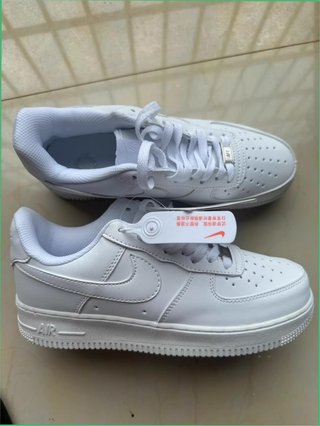 Nike Air Force 1 Talla 42.5 Hombre
