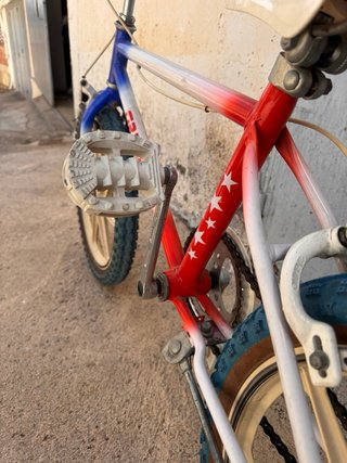 Bicicleta BMX Orbea Roja, Blanca y Azul
