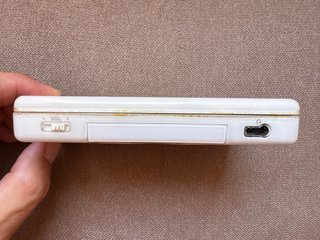Nintendo DS Lite Bianco - Solo per Ricambi Non Funzionante