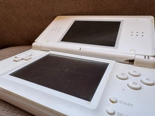 Nintendo DS Lite Bianco - Solo per Ricambi Non Funzionante