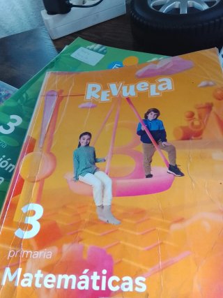 Libros de 3 primaria .Revuela.SM