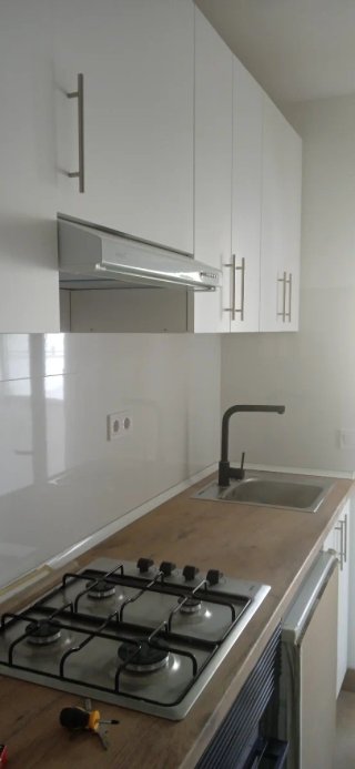 Baños y cocinas