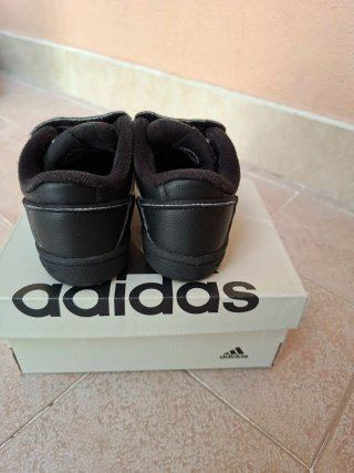 Scarpe Adidas Bambino Velcro N.21
