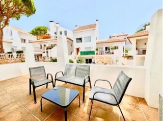 Piso en alquiler en Los Naranjos - Las Brisas en Marbella
