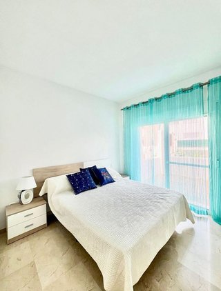 Piso en alquiler en Los Naranjos - Las Brisas en Marbella