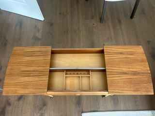 Mesa costurero/bar teca vintage ruedas