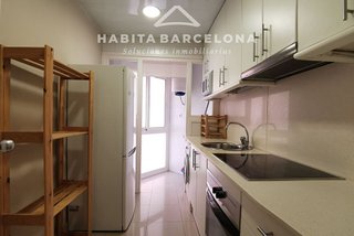 Piso en alquiler en Les Tres Torres en Barcelona