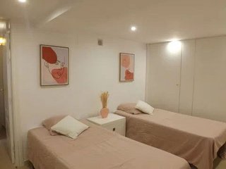Casa adosada en alquiler en Nueva Andalucía centro en Marbella