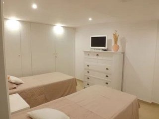 Casa adosada en alquiler en Nueva Andalucía centro en Marbella