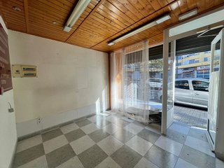 Local comercial en alquiler en La Granja en Zaragoza