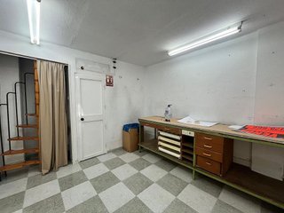 Local comercial en alquiler en La Granja en Zaragoza