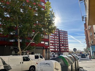Local comercial en alquiler en La Granja en Zaragoza