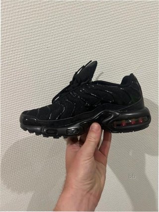 Nike Air Max Plus Triple Black EU 38