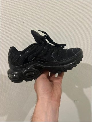 Nike Air Max Plus Triple Black EU 38