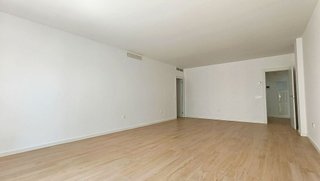 Piso en alquiler en Nueva Andalucía centro en Marbella