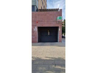 Garaje en alquiler en Pla de Bon Aire en Terrassa