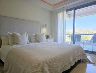 Piso en alquiler en Los Arqueros-Puerto del Almendro en Benahavís