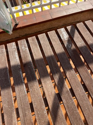 Mesa y sillas madera IKEA